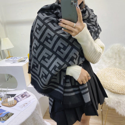 EN – Luxury FEI Scarf 012