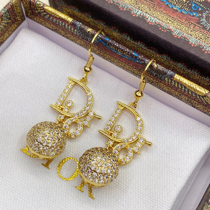 EN – Lux Earring DIR 003