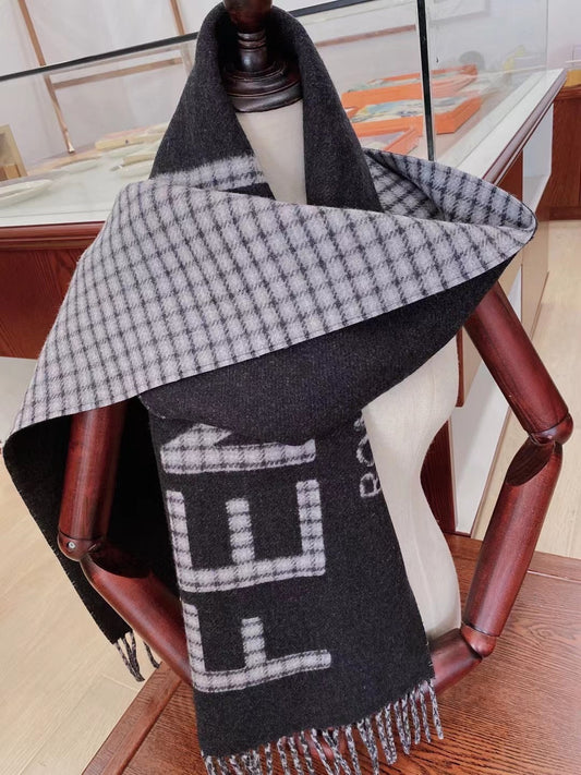 EN – Luxury FEI Scarf 010