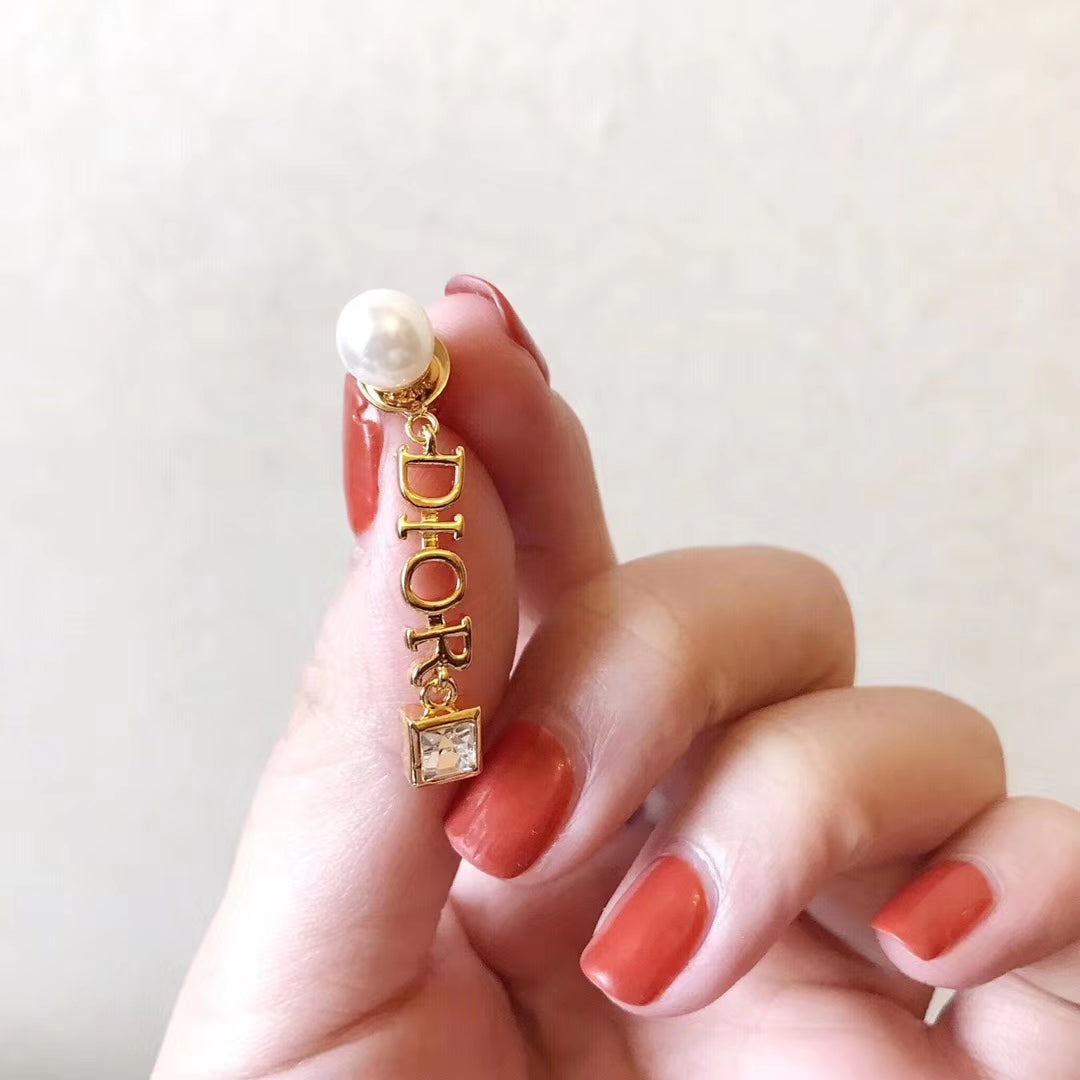 EN – Lux Earring Dir 021