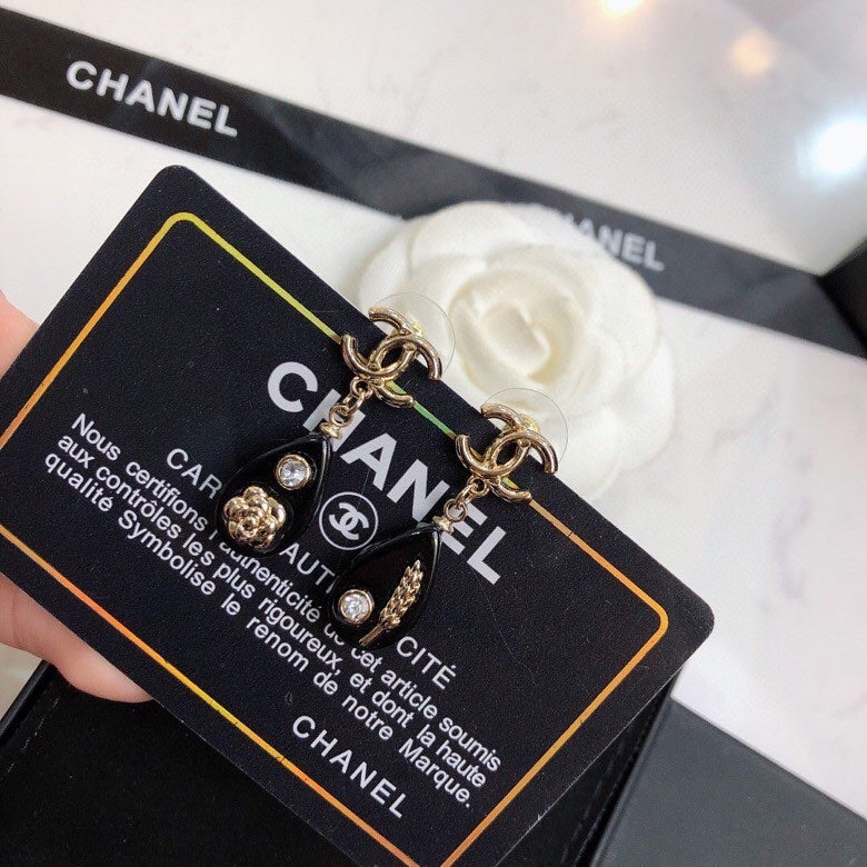 EN – Lux Earring CHL 015