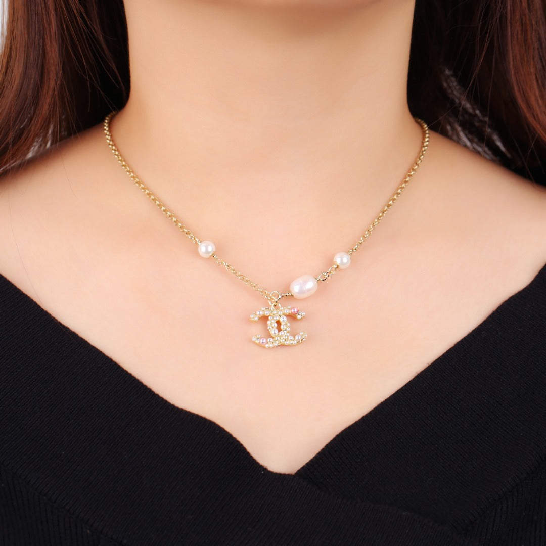 EN – Lux Necklace CHL041