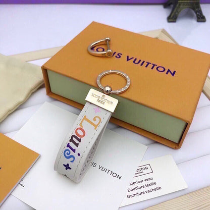 EN – Lux Keychains LUV 013