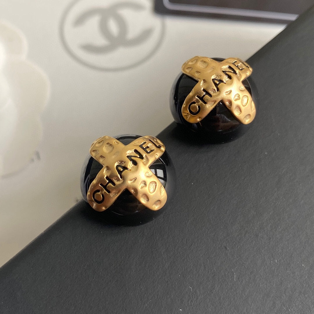 EN – Lux Earring CHL 004
