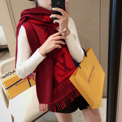 EN – Luxury LUV Scarf 012