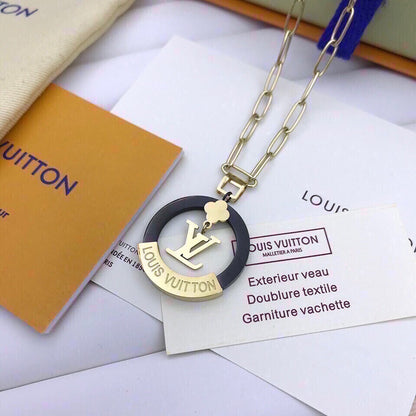 EN – Lux Necklace LUV002