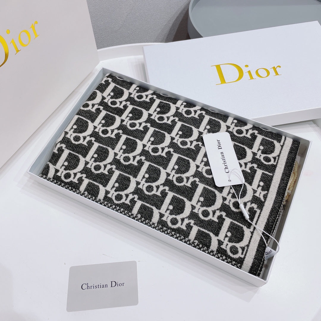 EN – Luxury DIR Scarf 004