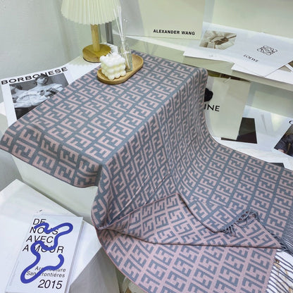 EN – Luxury FEI Scarf 017