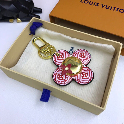 EN – Lux Keychains LUV 018