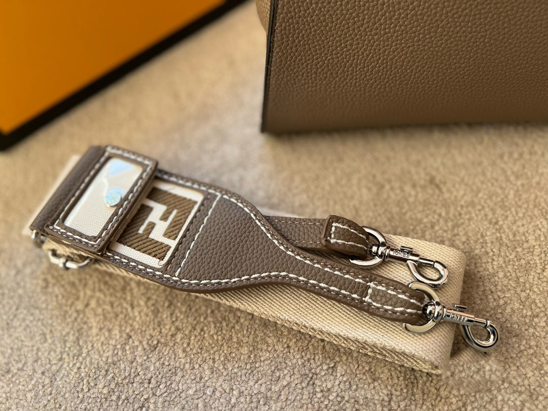 Fendi Peekaboo