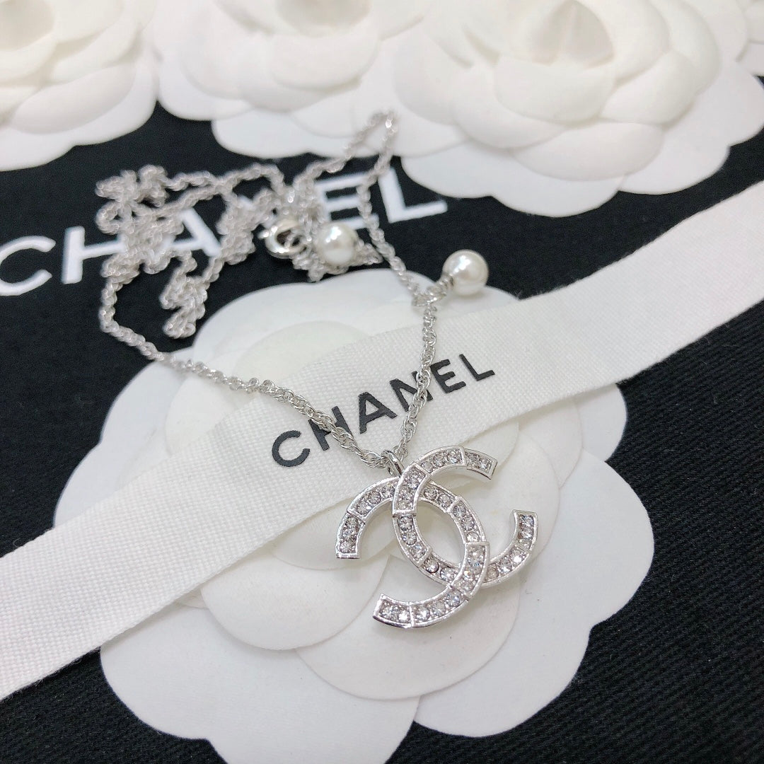 EN – Lux Necklace CHL022