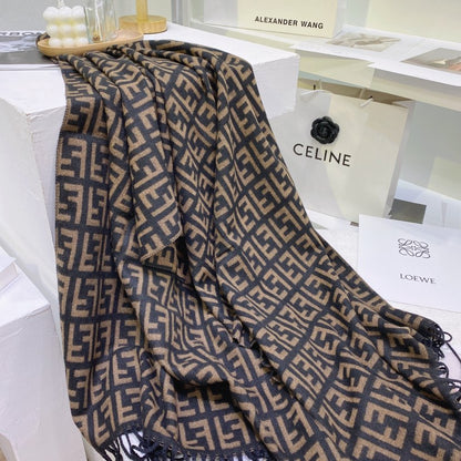 EN – Luxury FEI Scarf 018