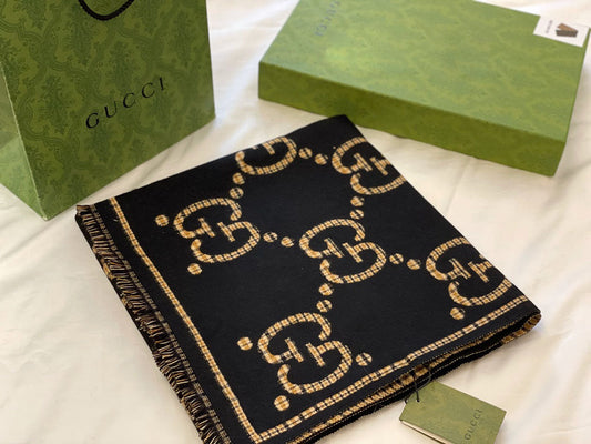 EN – Luxury GCI Scarf 002