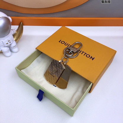 EN – Lux Keychains LUV 024