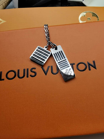 EN – Lux LV Necklaces 014