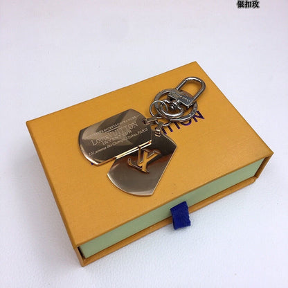 EN – Lux Keychains LUV 024