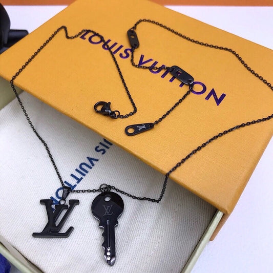 EN – Lux Necklace LUV020