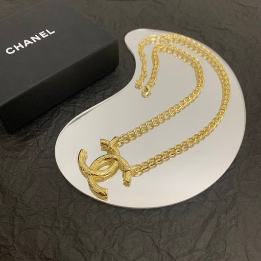 EN – Lux Necklace CHL002