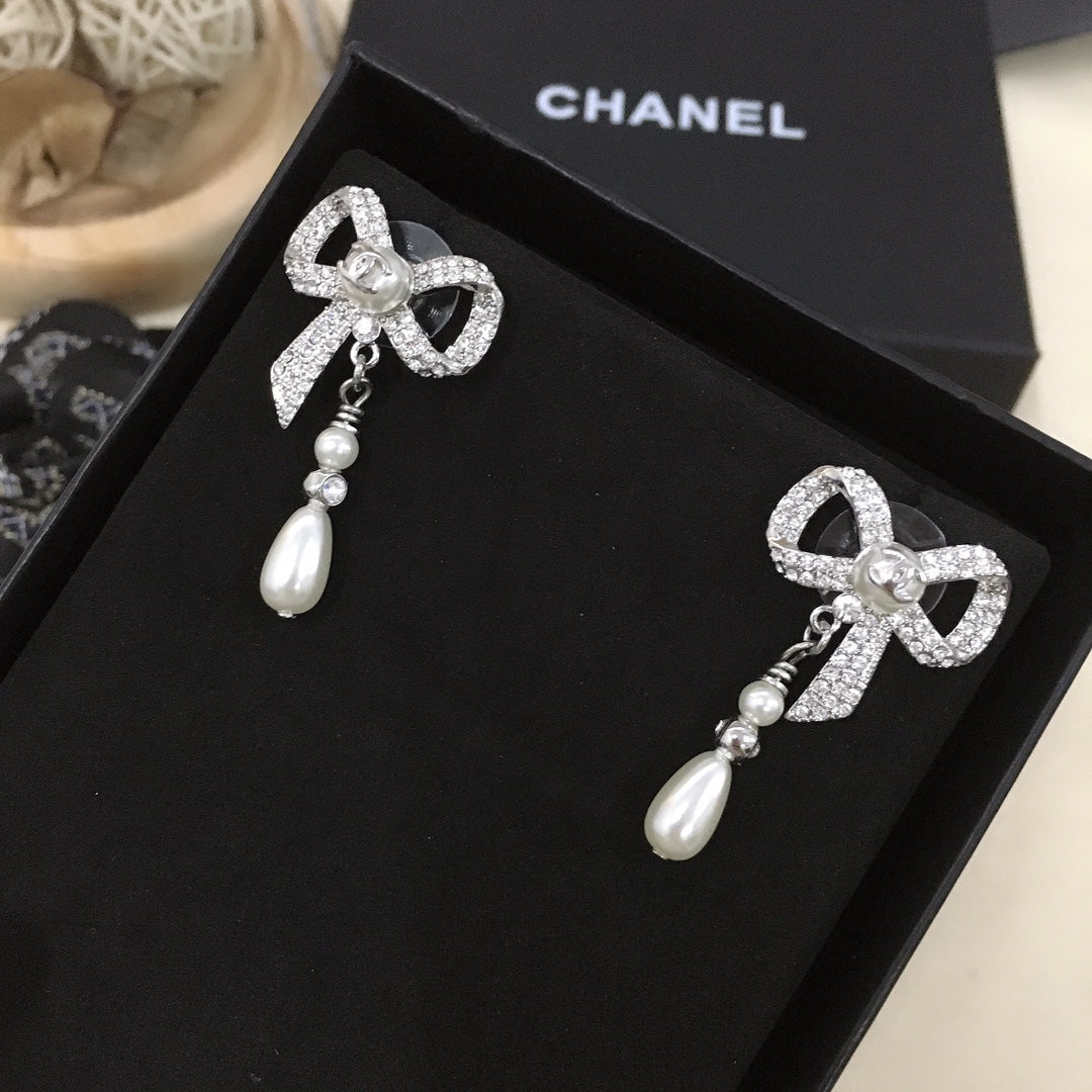 EN – Lux Earring CHL 024