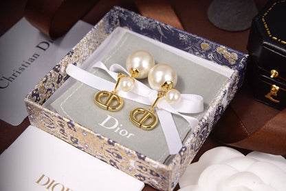 EN – Lux Earring Dir 017