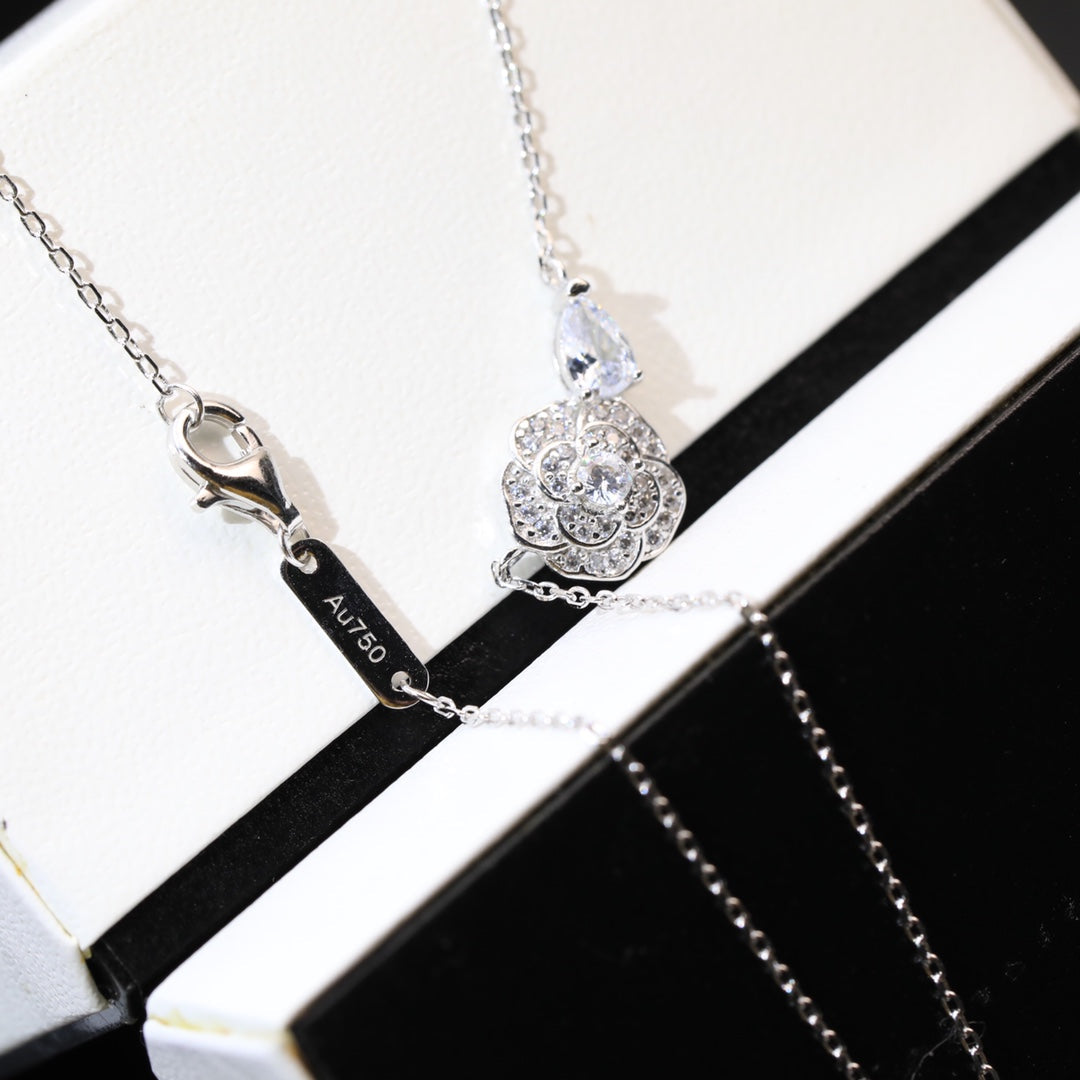 EN – Lux Necklace CHL007