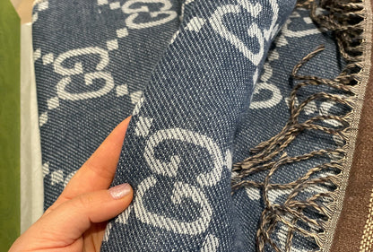 EN – Luxury GCI Scarf 001