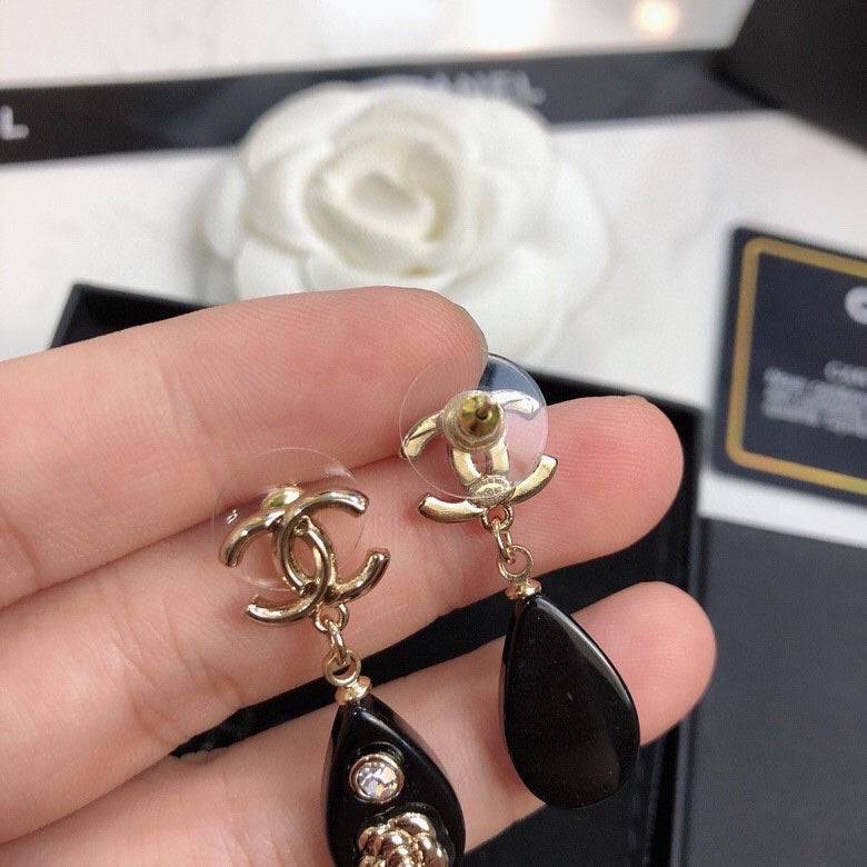 EN – Lux Earring CHL 015