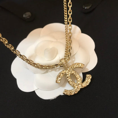 EN – Lux Necklace CHL035