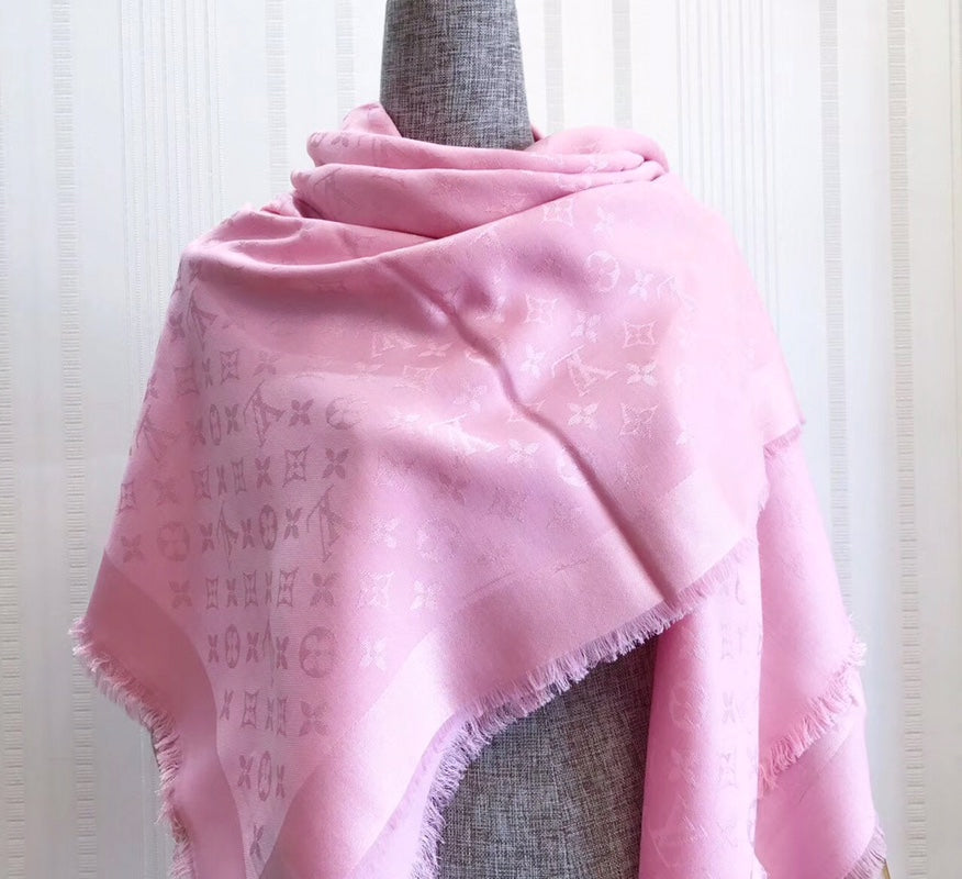 EN – Luxury LUV Scarf 024