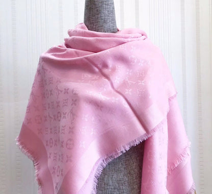 EN – Luxury LUV Scarf 024