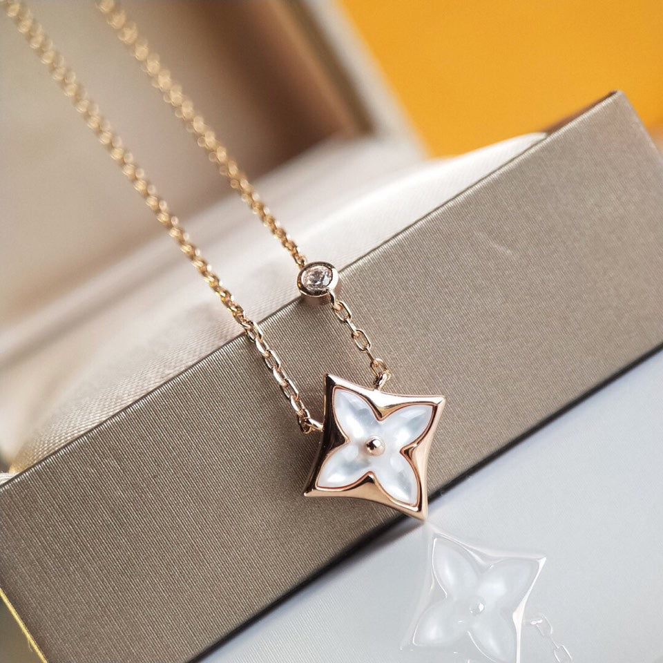 EN – Lux Necklace LUV019
