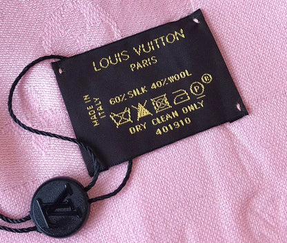 EN – Luxury LUV Scarf 024
