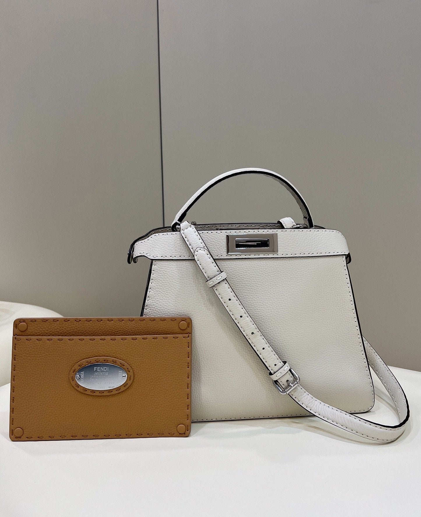 FI Peekaboo ISeeU Medium White For Women, Handbags, Shoulder Bags 13.1in/33.5cm FF