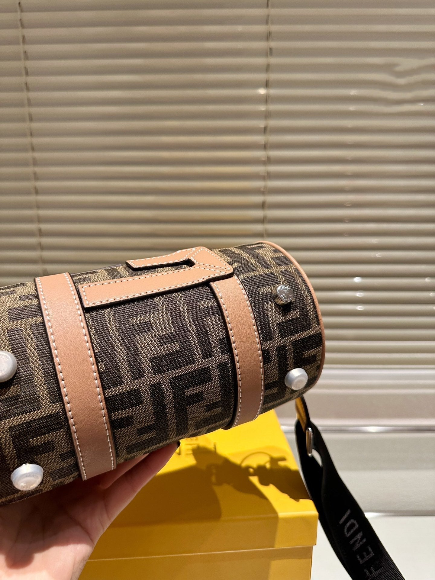 FENDI MINI BAG 7VA570 KHAKI