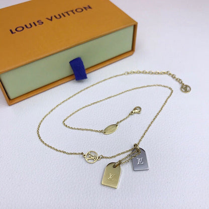 EN – Lux Necklace LUV017