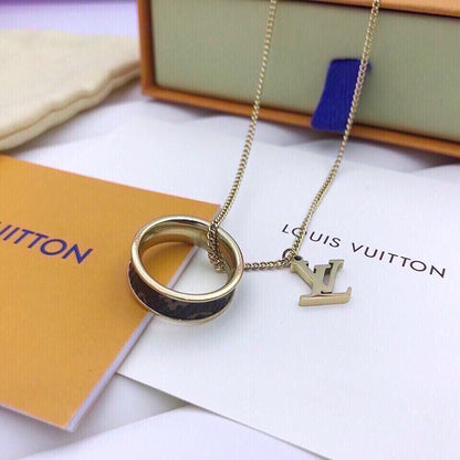 EN – Lux Necklace LUV001