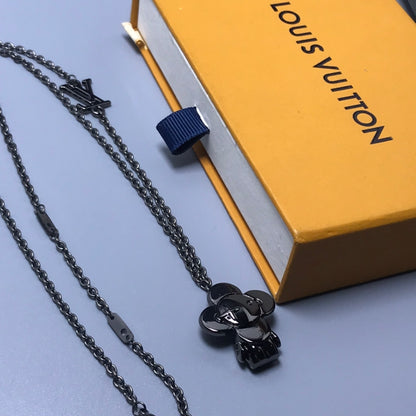 EN – Lux LV Necklaces 047