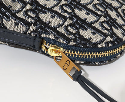 Dior 30 Montaigne Beauty Pouch