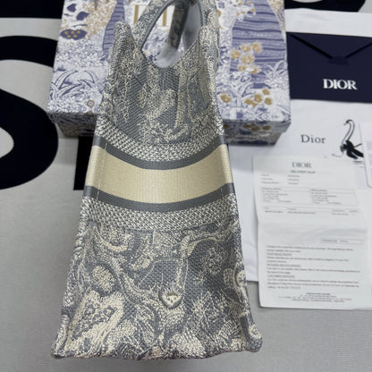 DI Small Book Tote Grey, For Women, Women’s Handbags 26.5cm/10.5in CD