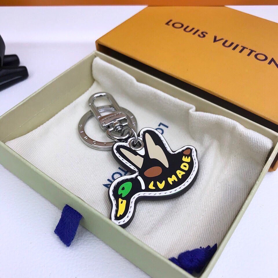 EN – Lux Keychains LUV 011