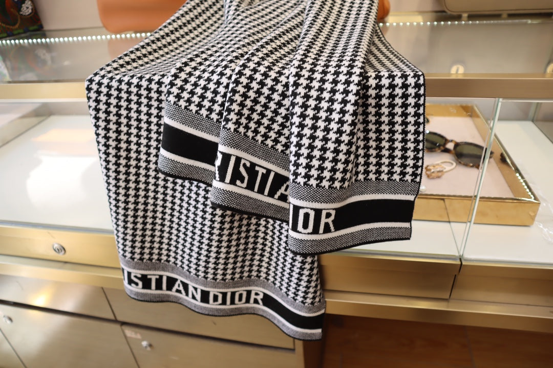 EN – Luxury DIR Scarf 006