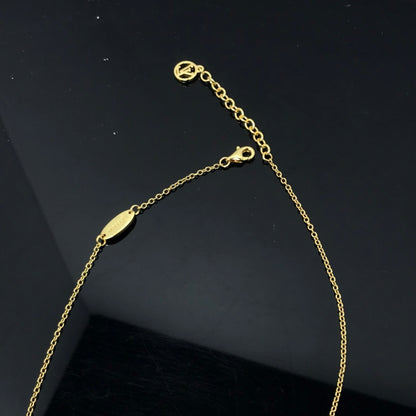 EN – Lux LV Necklaces 055
