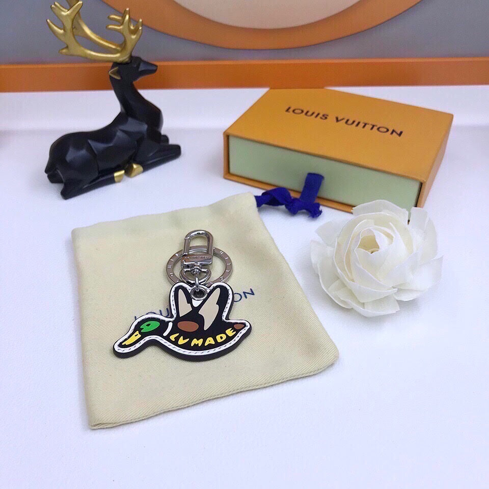 EN – Lux Keychains LUV 011