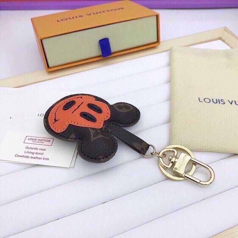 EN – Lux Keychains LUV 054