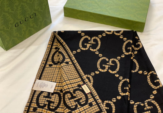 EN – Luxury GCI Scarf 002