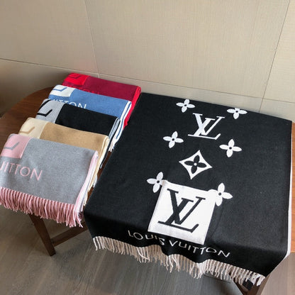 EN – Luxury LUV Scarf 014