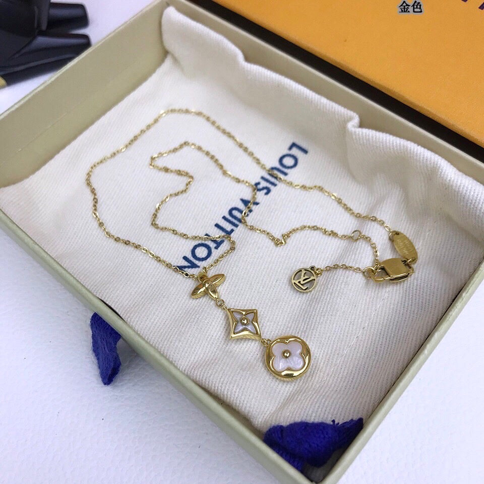 EN – Lux Necklace LUV023
