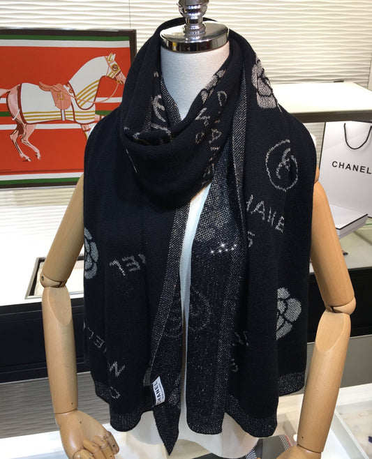 EN – Luxury CHL Scarf 001