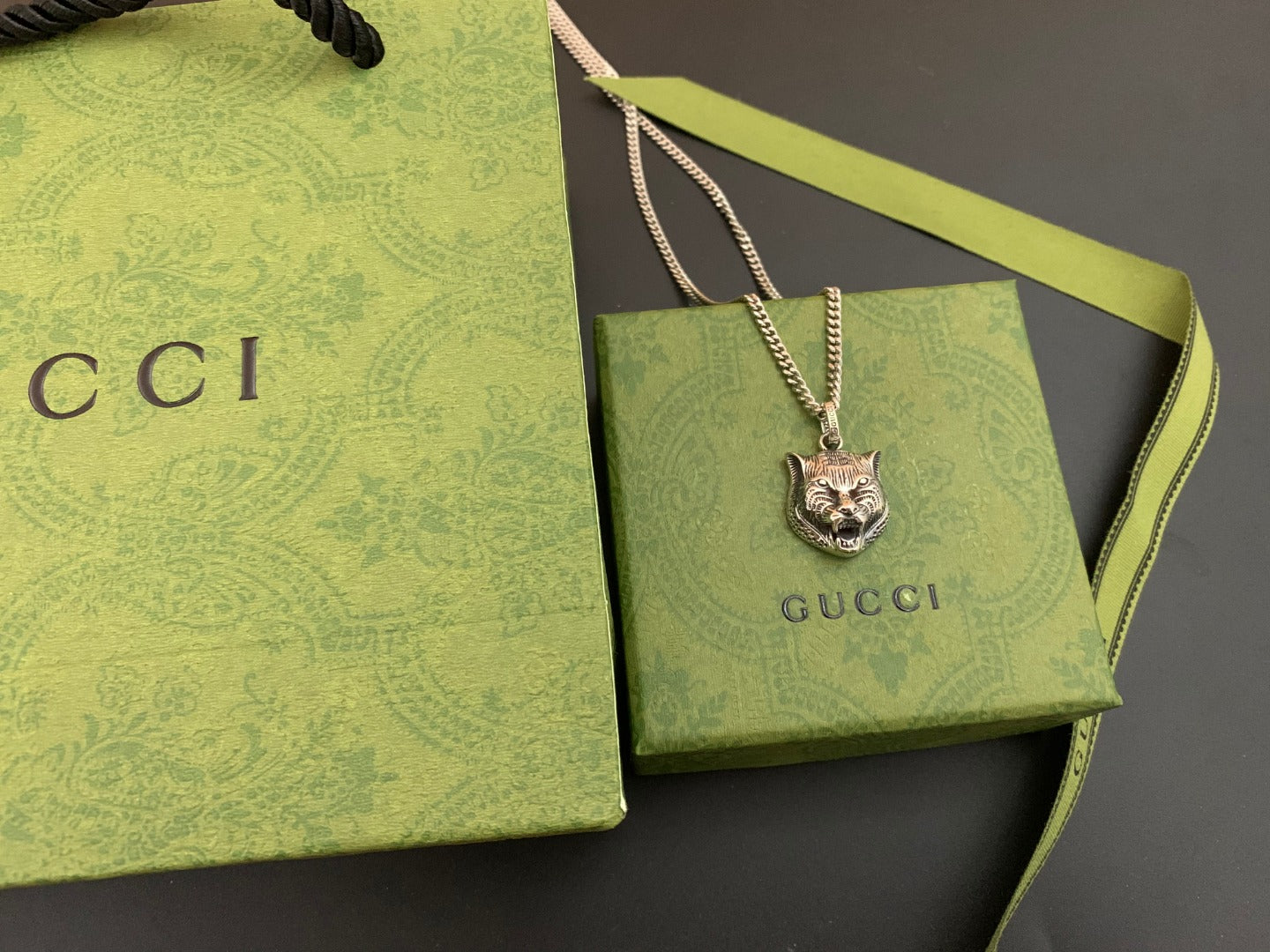 EN – Lux GCI Necklaces 012