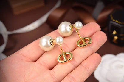 EN – Lux Earring Dir 017